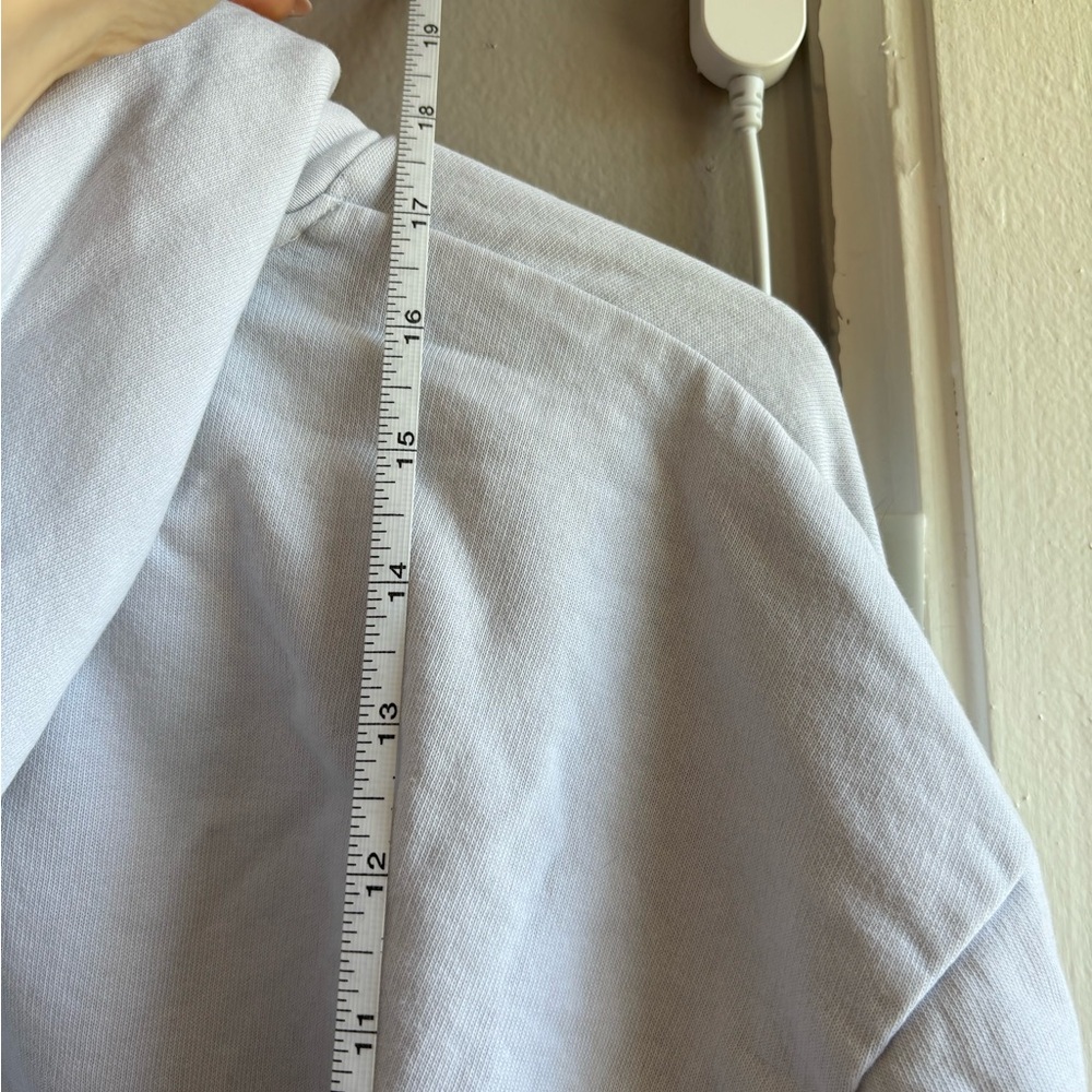 Gymshark Cropped Hoodie - Picture 6 of 7